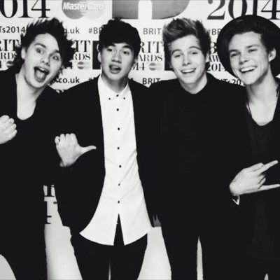 Follow @crazy_daily_dms if you want 5SOS to follow you! He will DM your account to 5SOS:)