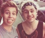 hey cuties since i gave you this free follow it'd be super fuckin rad if you followed my real acct. @FAGG0TLUKE! (or else i'll unfollow, no pressure!)