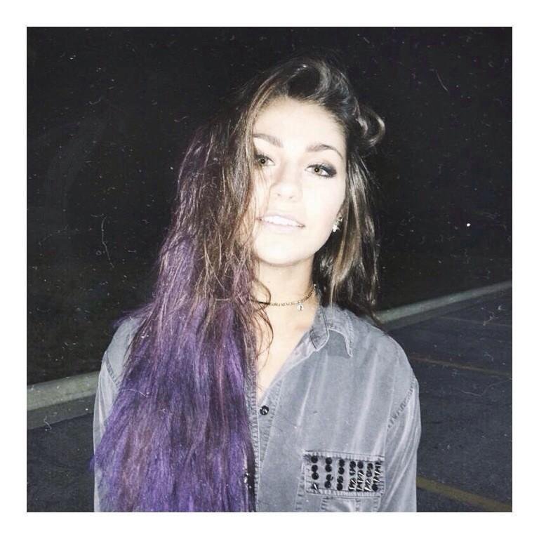 I'm like andreas bra i support her