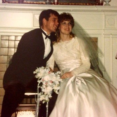 lynneldredge's profile picture. We live in beautiful southern Utah. Lana teaches & Lynn is the ultimate problem solver, working in the restaurant industry. USAF Veteran.