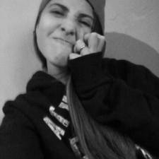 ♛ Asi como lloro tambien sonrió, así como me caigo también me levanto, así como amo tambien olvido ♛.