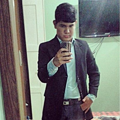 18 anos , acadêmico de direito .