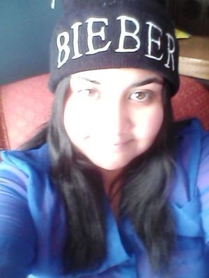 No puedes elegir si van a hacerte daño en este mundo, pero si eliges quien te lo hace. #Belieber&Smiler c:
