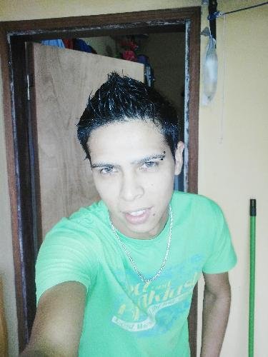 juanjo_josejara's profile picture. Tu me gustas. No te amo No quiero que te cases conmigo y no me vas a gustar para siempre.