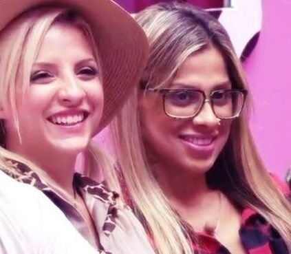 Twitter do Fã Clube Clanessa CE
Consideramos justa toda forma de amor
Contato:fcclanessa.ce@gmail.com