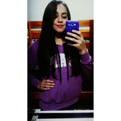 Julia Paiva / 15 anos / namorando / fã 30 seconds to mars ♡ Nabor♥