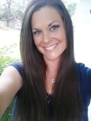 Carlyhugs's profile picture. I love to smile, laugh, and make someone else's day a little bit better!