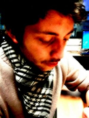 Amigo, hermano, hijo, eterno aprendiz.
Médico - Universidad de Chile.
Bullanguero 🤘🏼💙❤
Admirador de los secretos de cielo 🌌