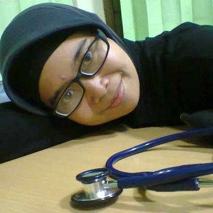 ars_diani's profile picture. health promoter • doctorpreneur • grateful wife and mother of two