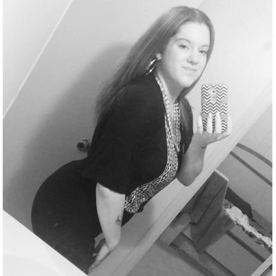 My son is my world *Jayvion Omari Allen ❤ *May 26, 1993 *Gemini*  *I grind hard 4 myself and even harder 4 my son* Follow my IG: _ayeejodie ✌