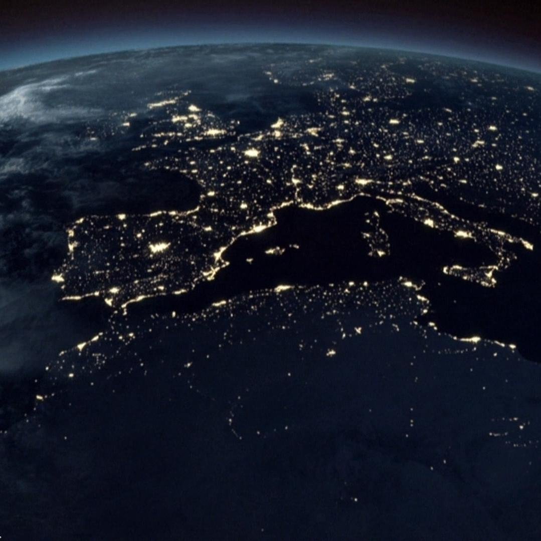 WhoWeAre2014's profile picture. The definitive pictorial of modern humanity