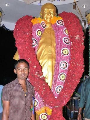 Hi frnds I am Kesavan
I 
          love
                          my 
                                          Frnds