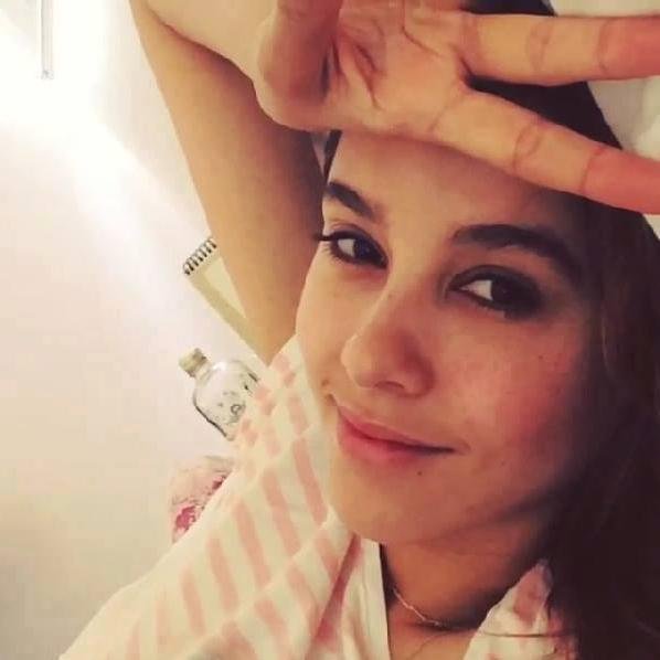 mi idola numero 1 es Paulina Goto y siempre lo sera porque a las personas como ella nunca se olvidan : )