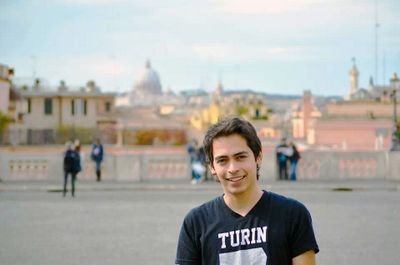 Tips viajes, para actuar en comerciales y otros tv. Yo, casi Arquitecto, viajero, ex nadador.