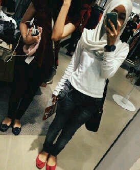 RetaPutriNurF's profile picture. XIX#Line:retapnf#ig:rtpnf