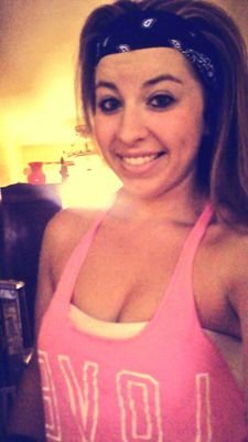 keep on dreaming even if it breaks your heart. 21, partying and enjoying life. ♥