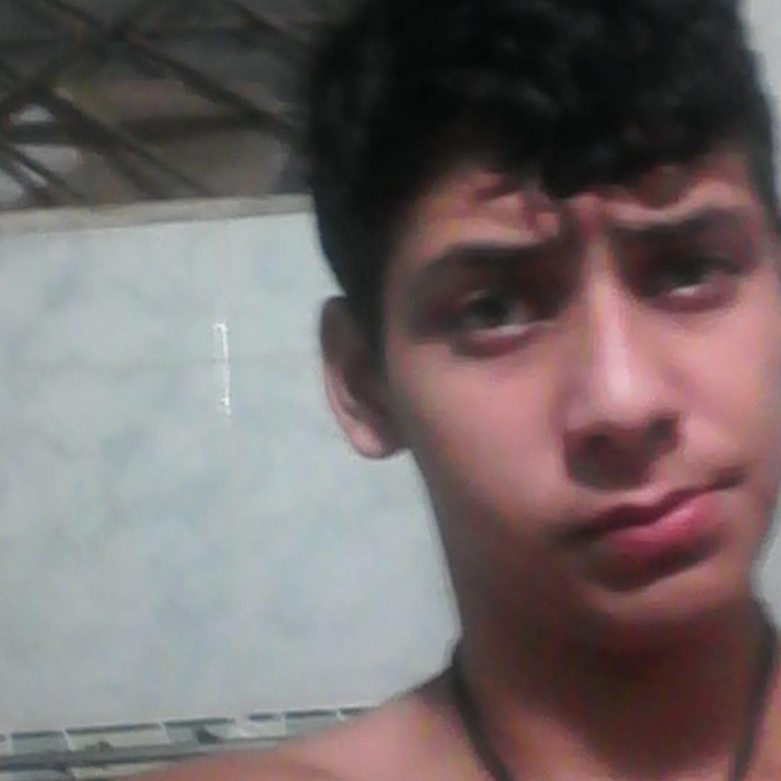 @portalR7 @realmadrid @Cristiano  @SantaflowArg           Jugador de football