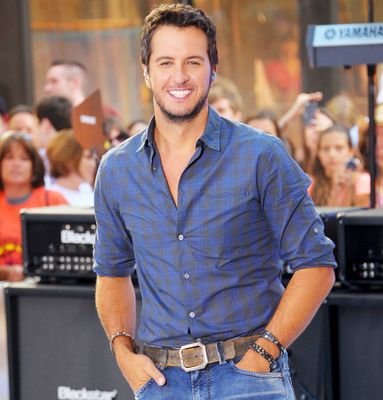 Fan account! I tweet everything Luke Bryan! Follow Me! #TeamLuke