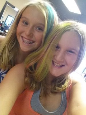life live love laugh❤❤I am the biggest daddy's girl in the world ask anyone BFFS are Avery And Lynnea
