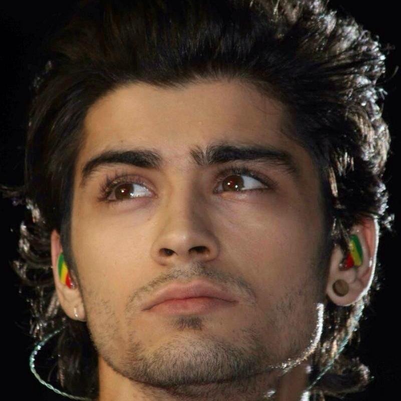 ignored by: harry,luke,zayn,louis,michael,niall,ashton,liam and calum . #ZaynGirl . I follow bacck ;)