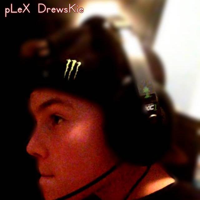 thepLeXDrewsKie's profile picture. plex competitive gaming team all the way!