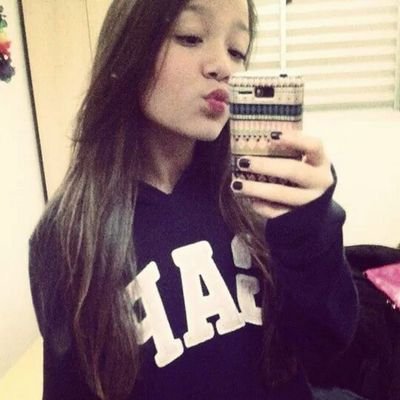 Oi tudo bem adoro The Sims E minecraft :3