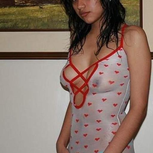 Any body can sex chat with me.