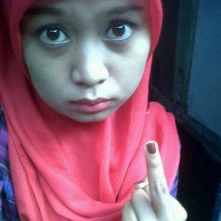 febrina1302's profile picture. #mencari kebahagiaan dunia akhirat, ridho orang tua dan ridho allah || 130295 || 020893 = 230413 ||