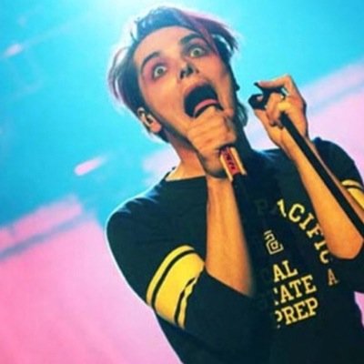 EM0TIONALMCR's profile picture. I am gerard way and i have emotional moments.