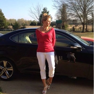 vonlmrv's profile picture. 