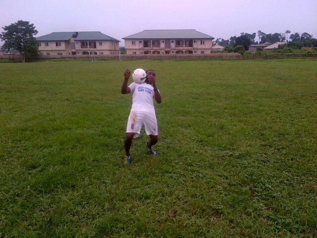 Am a dope professional footballer who loves partying and chilling