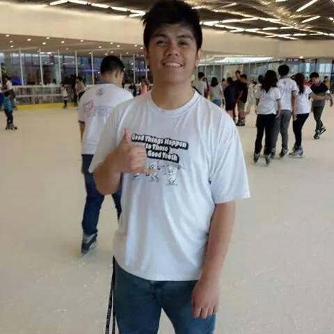 18 | Dent Student at CEU | COC Addict | Clan Tag : #2Y22VGOV | I Love Music | Dog Lover |  Soon to be a Dentist - Lawyer  | Catholic |