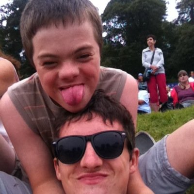 Like to windsurf, play rugby and cycle
Also like to have a fun day out with my friends