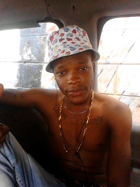 Am a kul guy dat like sexy tine