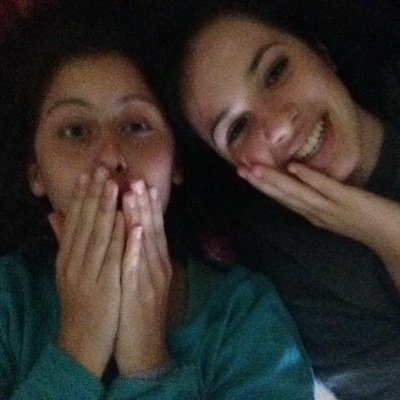 hiii we're @giuliasmile63 and @sassaretta00 we love music, we're two singer! :) instagram: greeneyes_gs