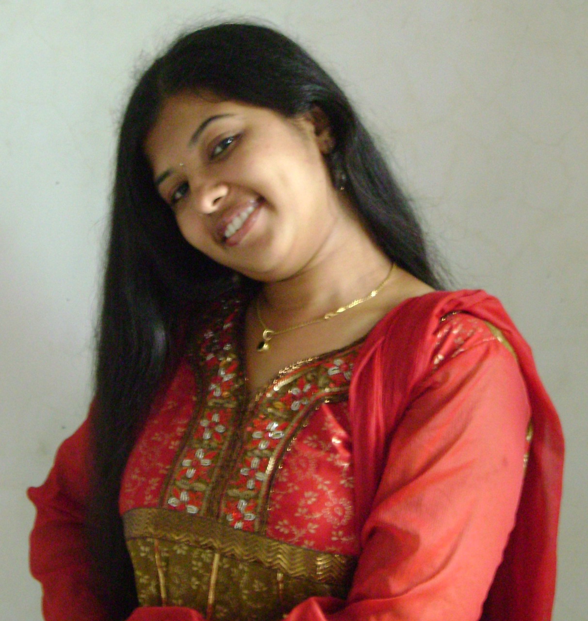 koms4's profile picture. 