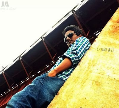 razvi_akbar's profile picture. I hate love