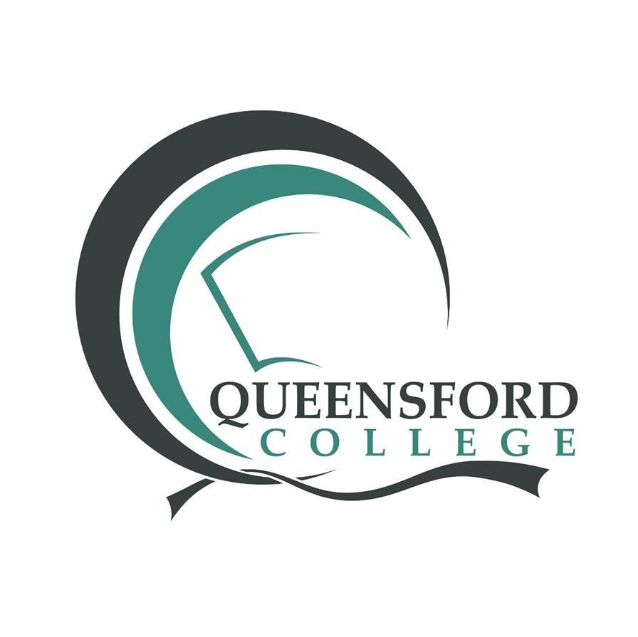 See yourself creating possibilities with Nationally Recognised Qualifications in cookery, child care, aged care, nursing and more...
RTO 31736 | CRICOS 03010G