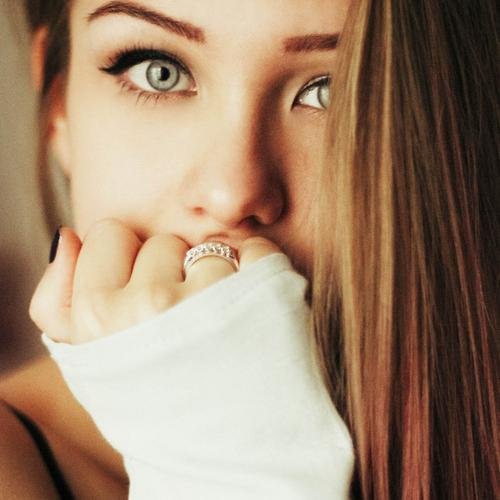 ghostvibes_'s profile picture. Who's gonna bring me back to life?