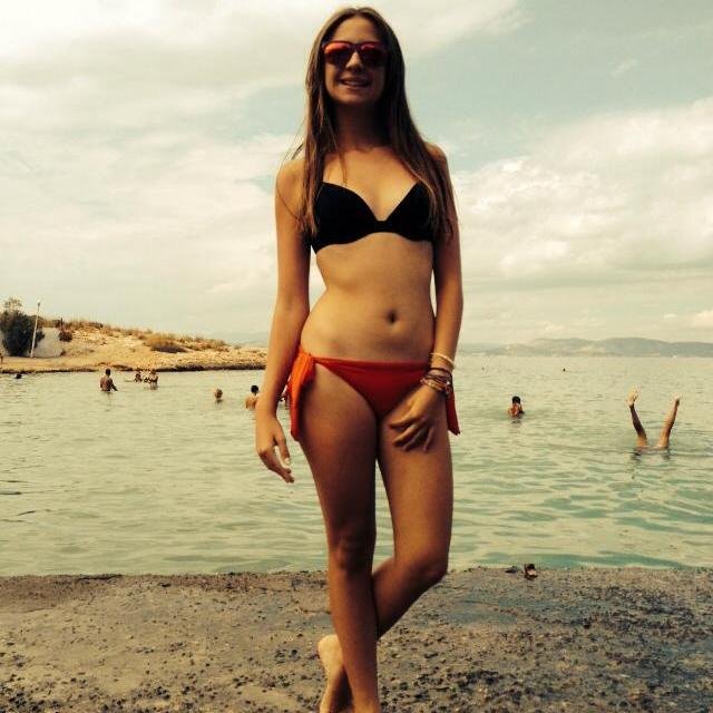 Για να αγαπησεις καποιον πρεπει πρωτα να αγαπησεις τον εαυτο σου;)