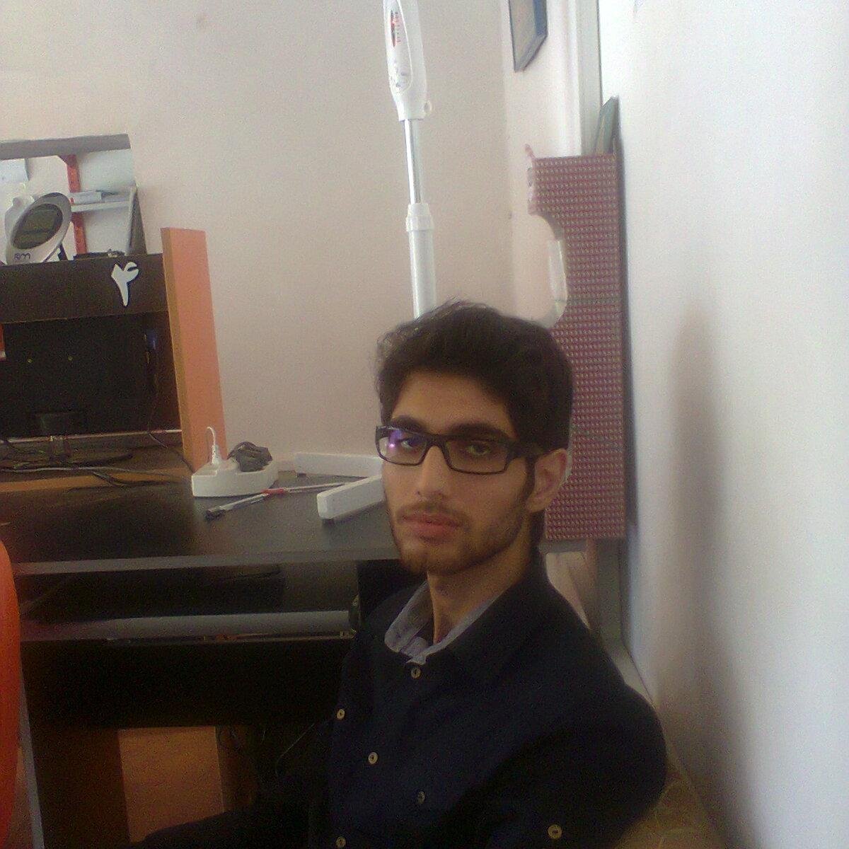 mohamma77737600's profile picture. 