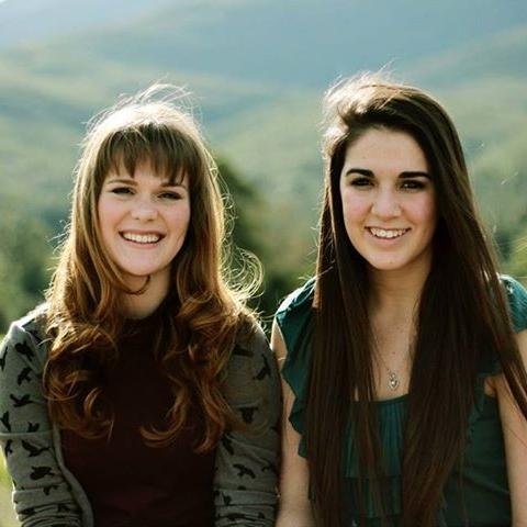 Wannabe doctor, horse obsessed, avid optimist and a lover of the Lord ♥ I never stop trying to make the best of my life :)