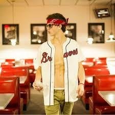 Second account (: Using this to connect more with you guys , forget the haters #Hatersgonnahate.18 , US ,  I have  the best followers , i like turtles!