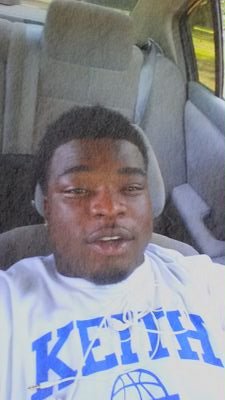 Cool laid back dude, love to have fun and act crazy,football and basketball is my sport but um yea hit the follow button and I will follow back!!