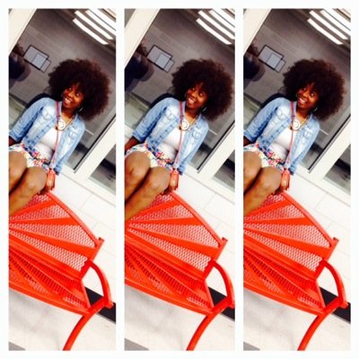 19! College Girl ✏️ FCA Alumni Instagram @___prettyblackgal Bestfriend @_prettyassgal