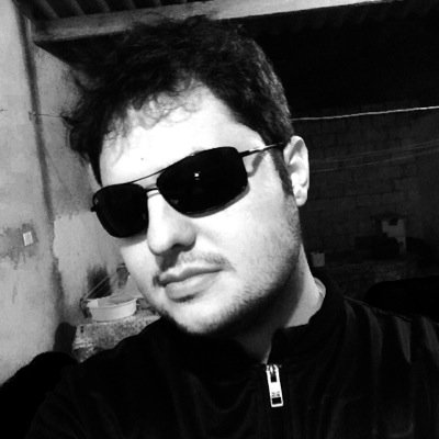 Poker player and chess, adm. networks, supporter of Flamengo, house-music lover.