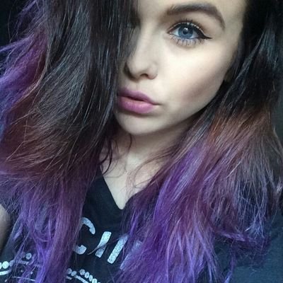 acaciaRPGOTB's profile picture. et je suce suce suce c'est ma façon d'aimer