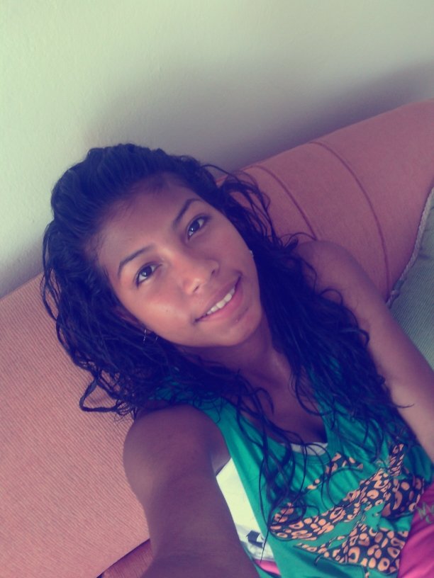 Uff Mk Yo Soiiy Kl Dee Nota.. Pero Preefiiero Caerte Mal Por Sincera Que biien por hiipocrita. #Mee Faciina El Reggaeton. Pop Etc.. #