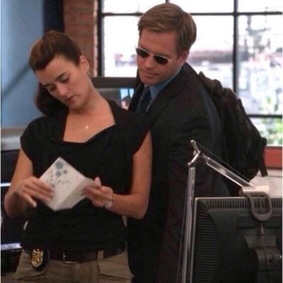 My life ended on july 10th 2013, when cote left NCIS. Iv been dead ever since and waiting to come back alive. If i had to describe myself in one word: #tiva