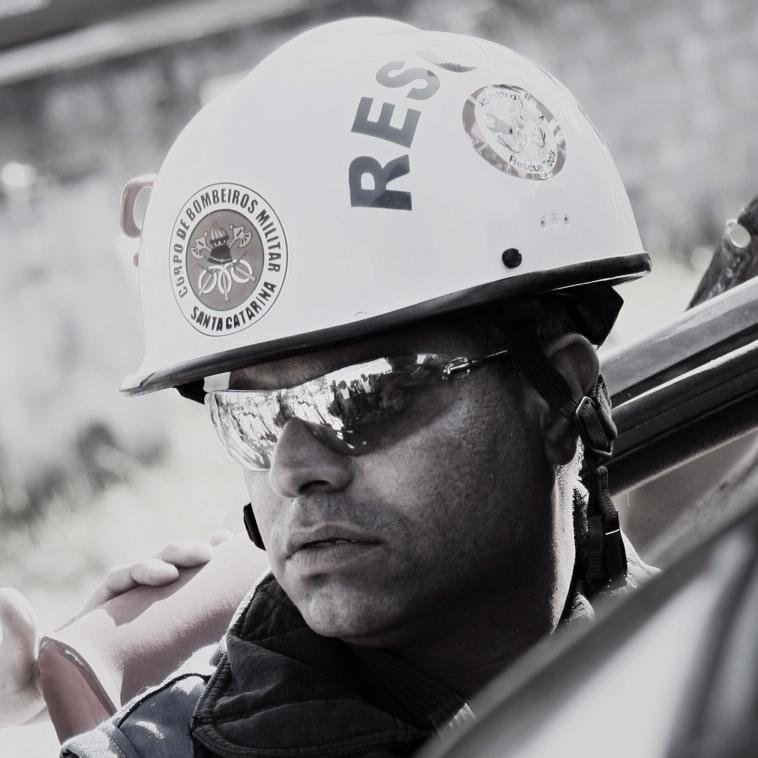 Coronel do Corpo de Bombeiros Militar de SC, piloto dos Arcanjos